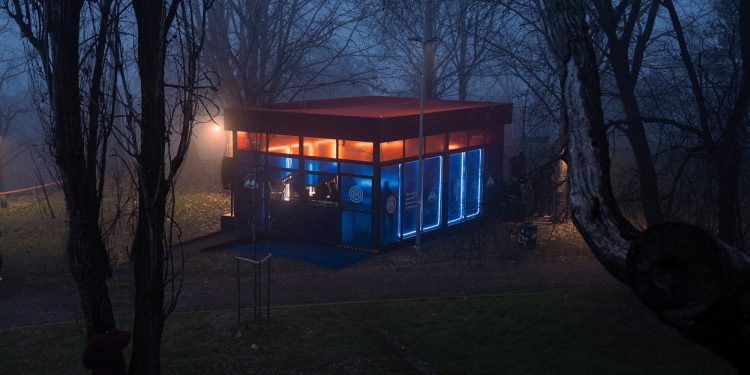 Spirito outdoor: l’Inter trasforma la Montagnetta di San Siro con il lancio del quarto kit