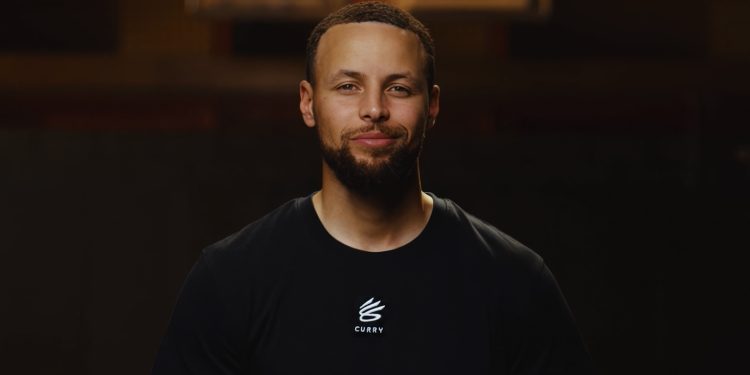 Curry porta il suo brand in Cina: l’accordo con Li-Ning è da 400 milioni di dollari